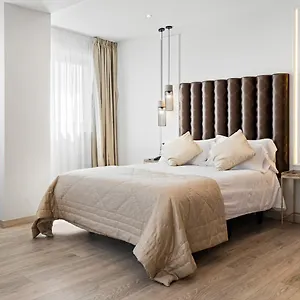 4* מלון Urban Anaga