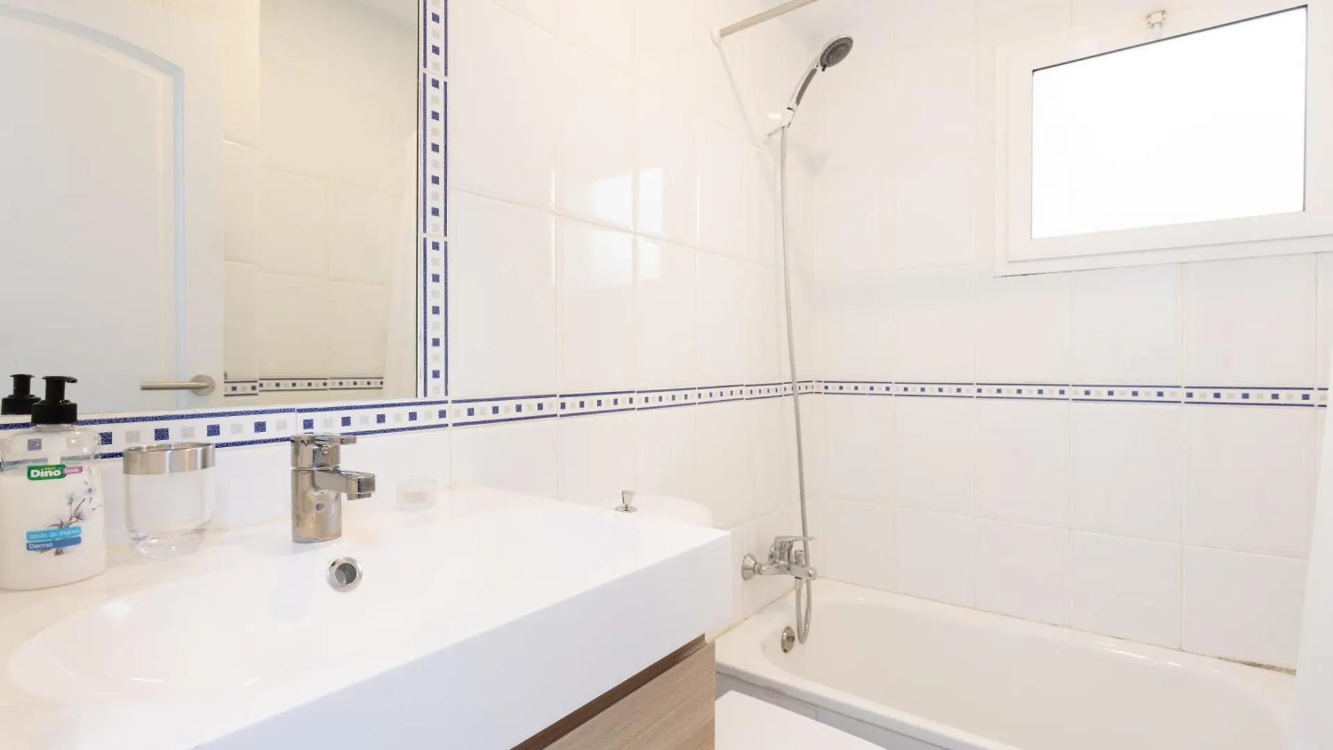 Home2Book Pleasant & Design Apt Santa Cruz Center Spain